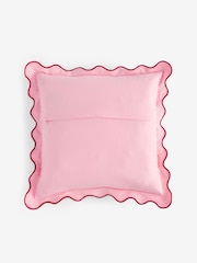 Eleanor Bowmer Kissen mit geschwungenem Muschel-Tufting - Bild 5 von 5