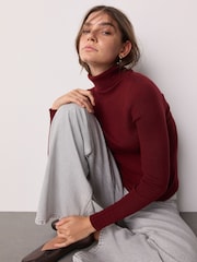 أحمر عنابي - Roll Neck Ribbed Jumper With Wool - صورة 4 من 9