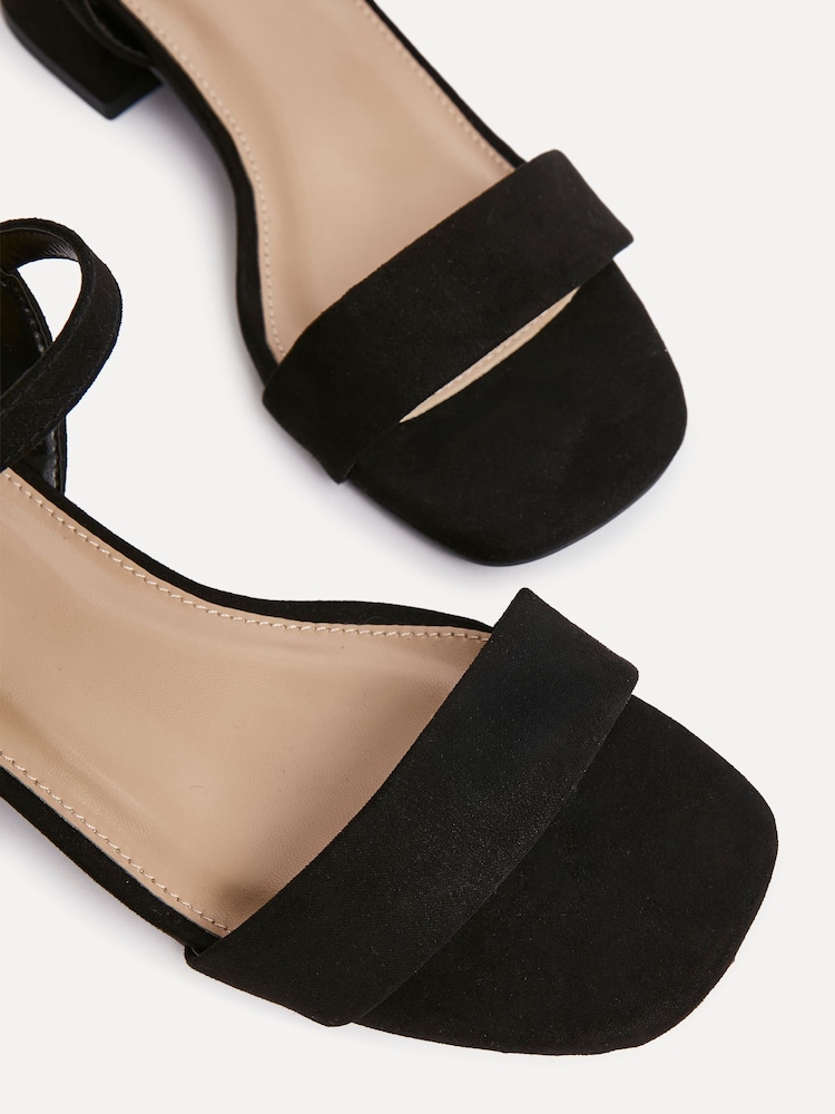 Linzi Black Wide Fit Carlie Low Chunky Block Heeled Sandals - Image 5 of 5