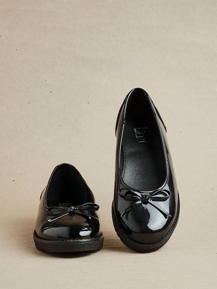 Linzi Black Wide Fit Wendi Pumps With Bow Detail - Image 1 of 5 Linzi Black Wide Fit Wendi Pumps With Bow Detail - Image 1 of 5