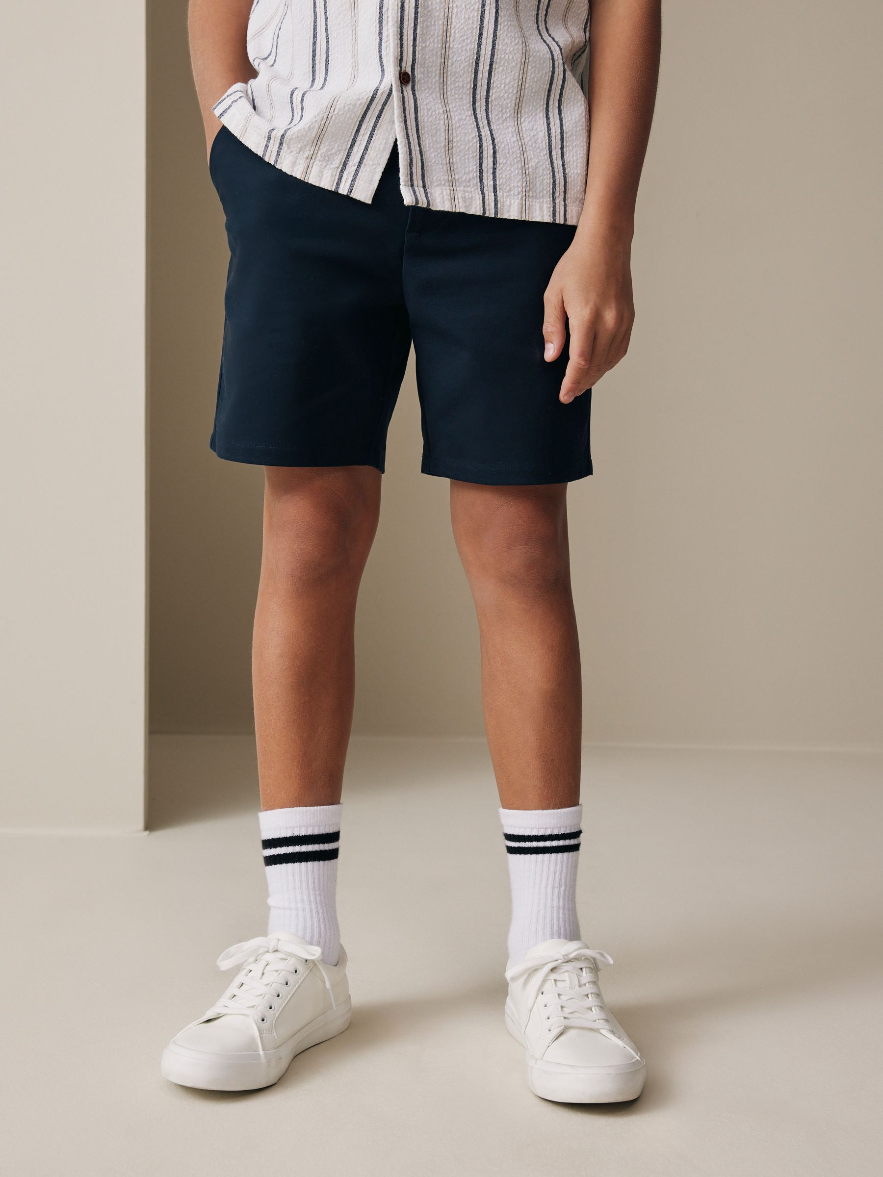 Next：日本 ネイビー - Premium Chino Shorts (3-16yrs) from Next Japan