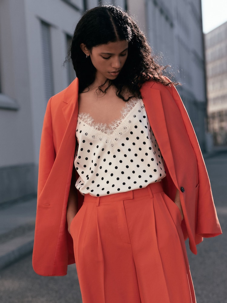 লাল - Single Breasted Blazer - 8এর মধ্যে 1 ছবি