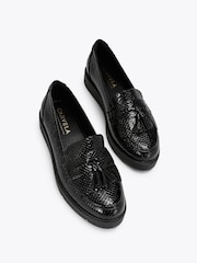 Carvela Sky Tassel Black Shoes - Imagem 2 de 4