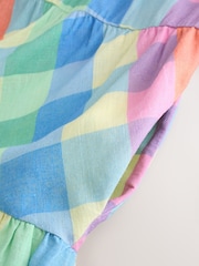 Rozā un zilā rūtainā rūtiņa - Daudzslāņu mini kleita ar V veida kakla izgriezumu un linu - Attēls 8 no 9