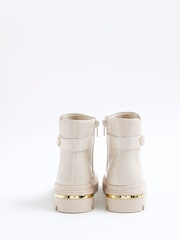 River Island Cream Girls Patent Heart Strap Chelsea Boots - Image 3 of 5