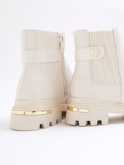 River Island Cream Girls Patent Heart Strap Chelsea Boots - Image 4 of 5