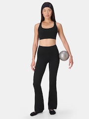 Negro - Sweaty Betty Ultimate Studio Flare Trousers - Imagen 5 de 7