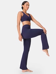 Azul - Sweaty Betty Ultimate Studio Flare Trousers - Imagen 3 de 7
