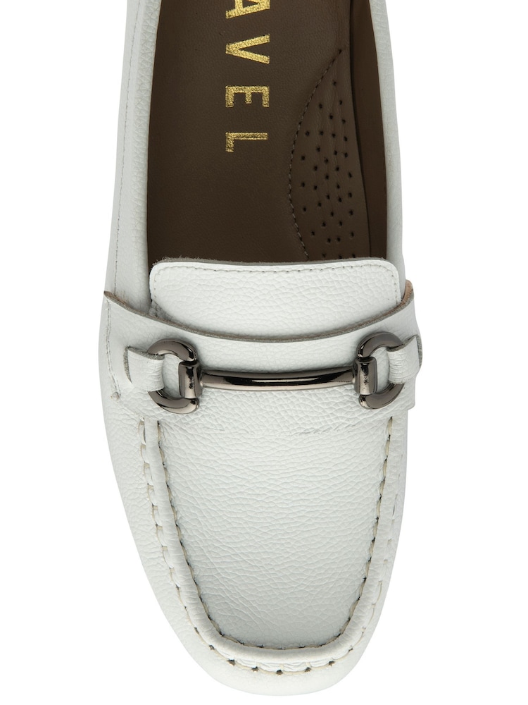 Ravel White Leather Loafer Driving Shoes With Bar Trim - Image 4 of 4 Ravel White Leather Loafer Driving Shoes With Bar Trim - Image 4 of 4