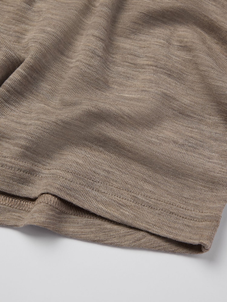 بني - رداء علوي من صوف الميرينو من Polarn O. Pyret - صورة 3 من 3 بني - رداء علوي من صوف الميرينو من Polarn O. Pyret - صورة 3 من 3