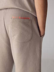 Marrón claro - smALLSAINTS Underground T-Shirt and Sweat Shorts Set - Imagen 5 de 9