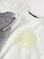 smALLSAINTS White/Green Distortion T-Shirt and Sweat Shorts Set - Image 4 of 7