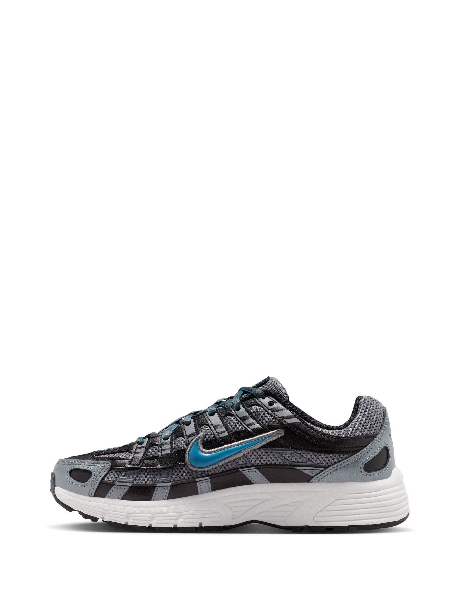 Next：日本 ダークグレー - Nike ユースP6000 スニーカー from Next Japan