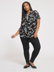 Yours Curve Notch Neck Texture Top - Imagem 1 de 4