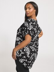Yours Curve Notch Neck Texture Top - Imagem 2 de 4