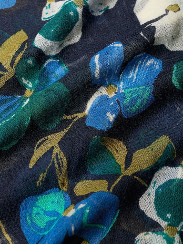 Seasalt Cornwall Blue Pretty Circle Scarf - Image 5 of 5