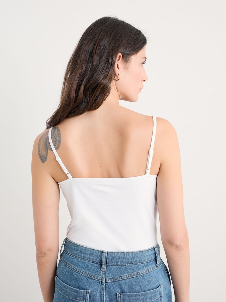 Seasalt Cornwall White Salt Pond Vest - Image 2 of 5
