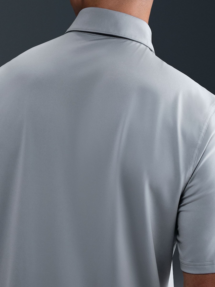 Wolf Grey and Cream Natural - Nike Dri-FIT Good Solid Golf Polo Shirt - Bild 5 av 5