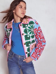 Top con detalle de volante muy suave de Boden - Imagen 1 de 4