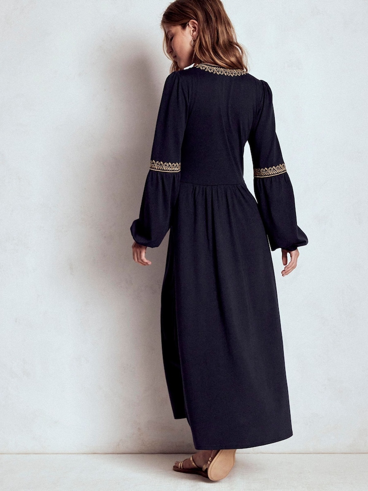 knee length dresses for ladies Tiered Midi Length Blouson Sleeve Dress in Midnight XL / Midnight / Final Sale main image 0