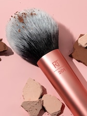 Real Techniques Ultra Plush Powder Makeup Brush - Image 4 of 4