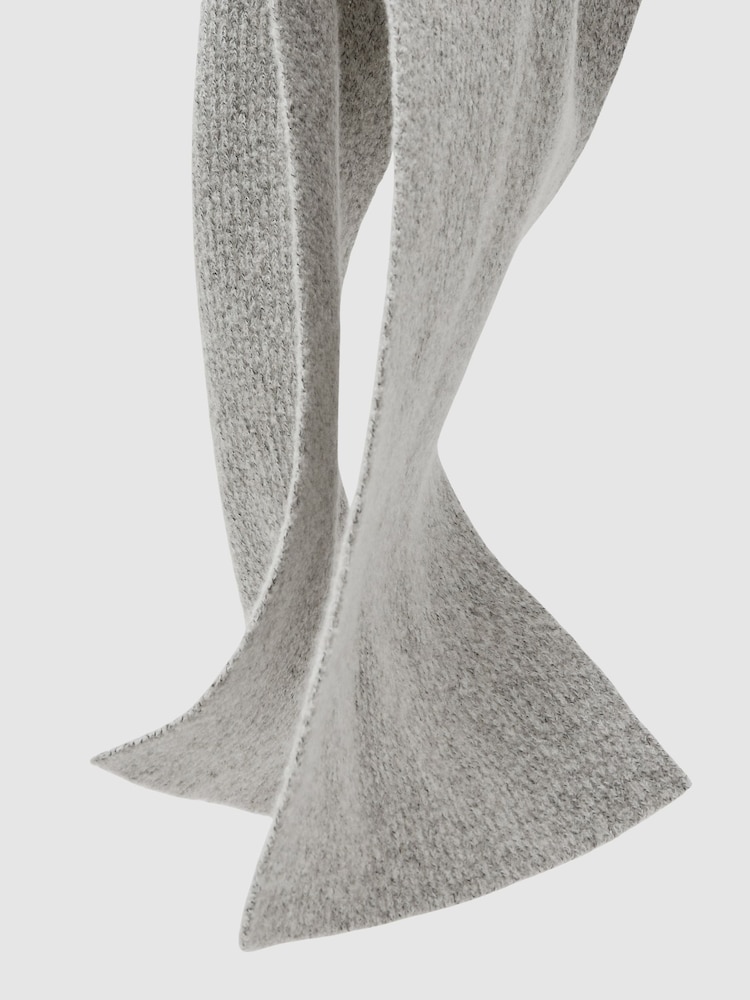 Atelier Soft Grey Melange Metcalf Atelier Scarf with Cashmere - Image 4 of 4 Atelier Soft Grey Melange Metcalf Atelier Scarf with Cashmere - Image 4 of 4