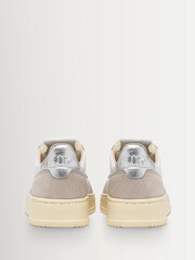 Off White - AUTRY Medalist Low-sko til dame - Bilde 4 av 6