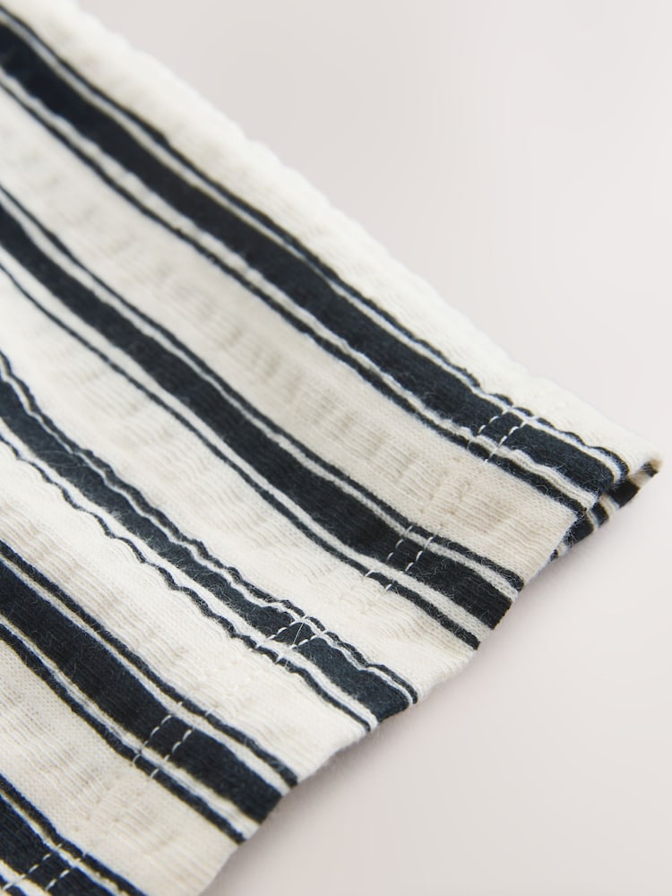 Raya negra y blanca - Pantalones cortos con textura (3-16años) - Imagen 8 de 8