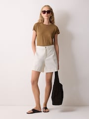 Jigsaw Cream Finton Denim Seam Detail Shorts - Image 3 of 6