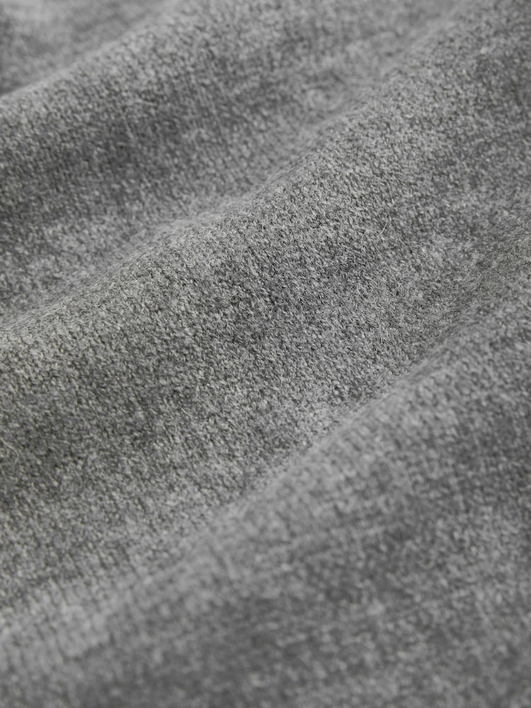 Grey Knitted Mock Layer Poncho - Image 10 of 10