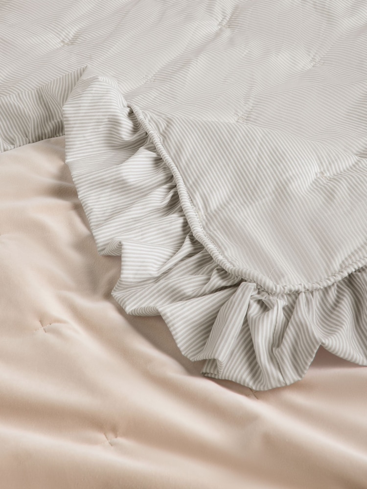 Natural Daphne Frill Quilted Bedspread - Image 6 of 6