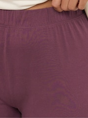 Yours Curve Red Flare Leggings - Image 5 of 6