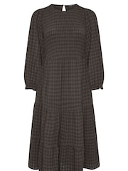 Yours Curve Brown Seersucker Maxi Tiered Dress - Image 5 of 5