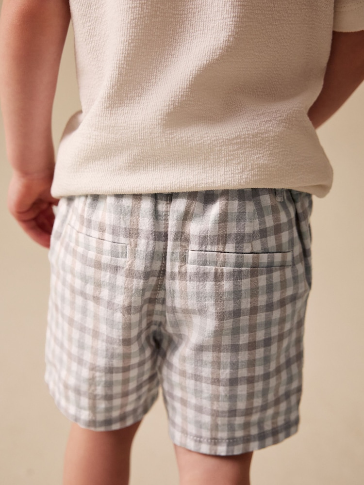 Pastel Gingham - شورت تشينو من مزيج الكتان (3 أشهر - 7 سنوات) - صورة 4 من 4 Pastel Gingham - شورت تشينو من مزيج الكتان (3 أشهر - 7 سنوات) - صورة 4 من 4