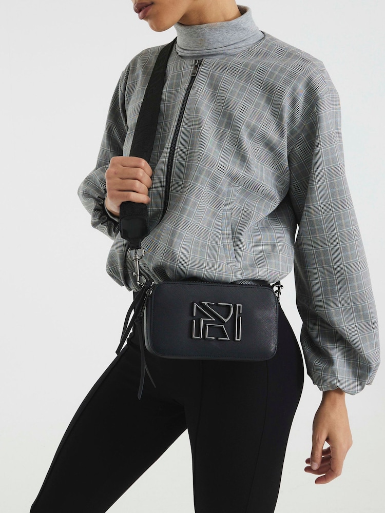 River Island Black Cross-Body Camera Bag - Image 6 of 6 River Island Black Cross-Body Camera Bag - Image 6 of 6