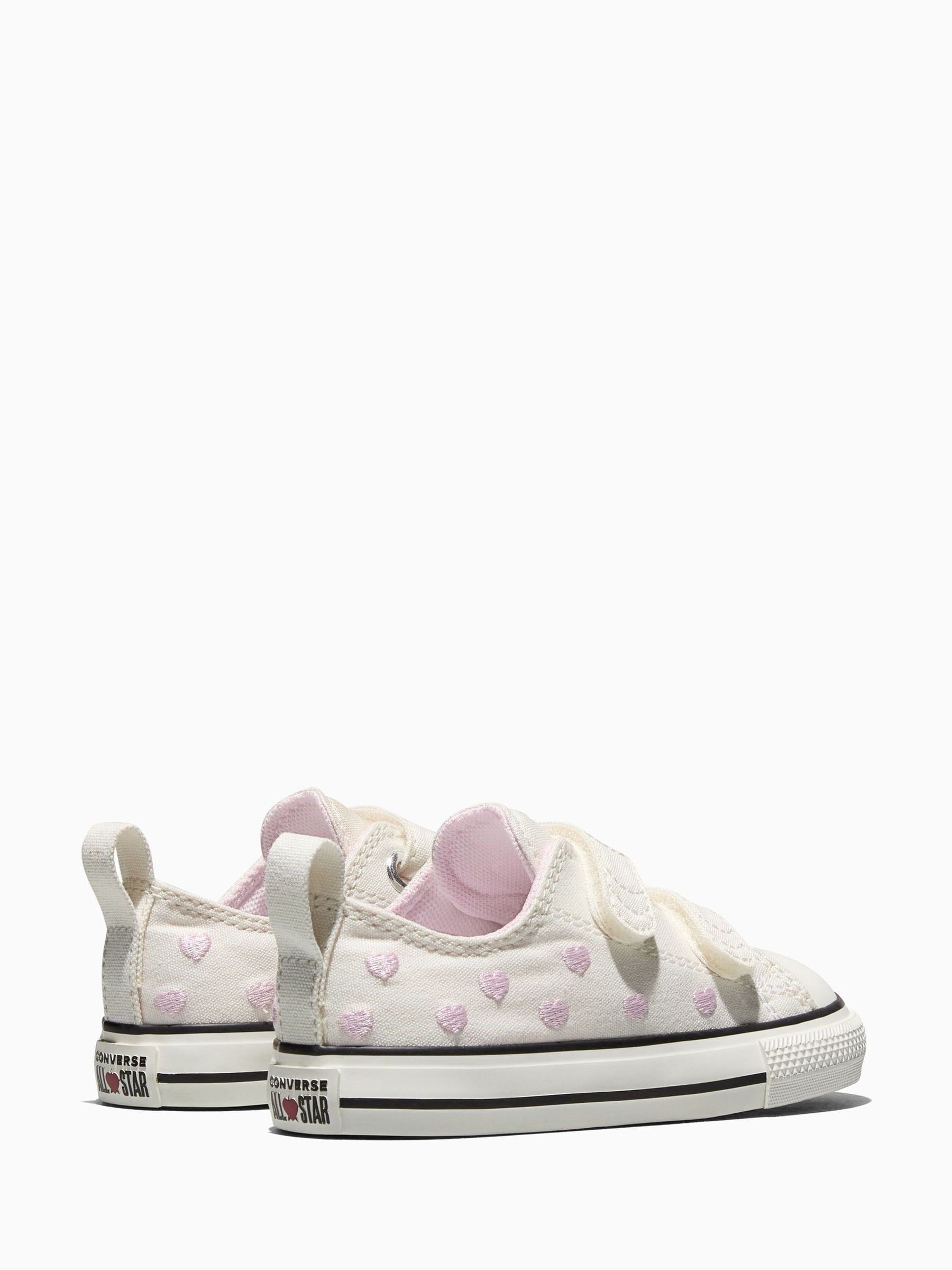 Buy Converse White Chuck Taylor Toddler Heart 1V Trainers from