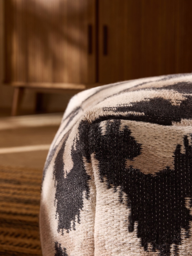 Woven Ikat Sqaure Pouffe - 3суретінің 2 суреті