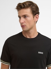 Barbour International Burnwood T-Shirt mit Zierstreifen an den Bündchen - Bild 4 von 6