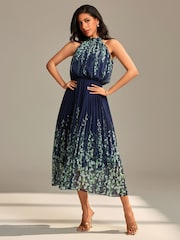 Jolie Moi Mirrored Chiffon Pleated Maxi Dress - Bild 5 von 6
