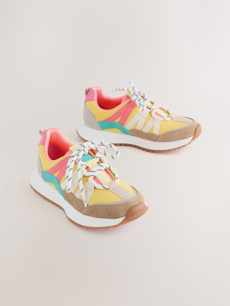 Lys - Treningssko med snøring - Bilde 1 av 5