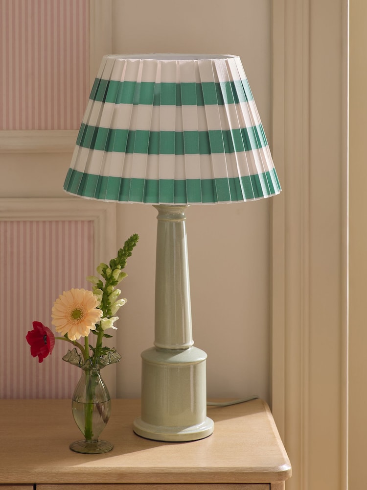 אהיל נורה - תמונה 2 מתוך 6 אהיל נורה - תמונה 2 מתוך 6