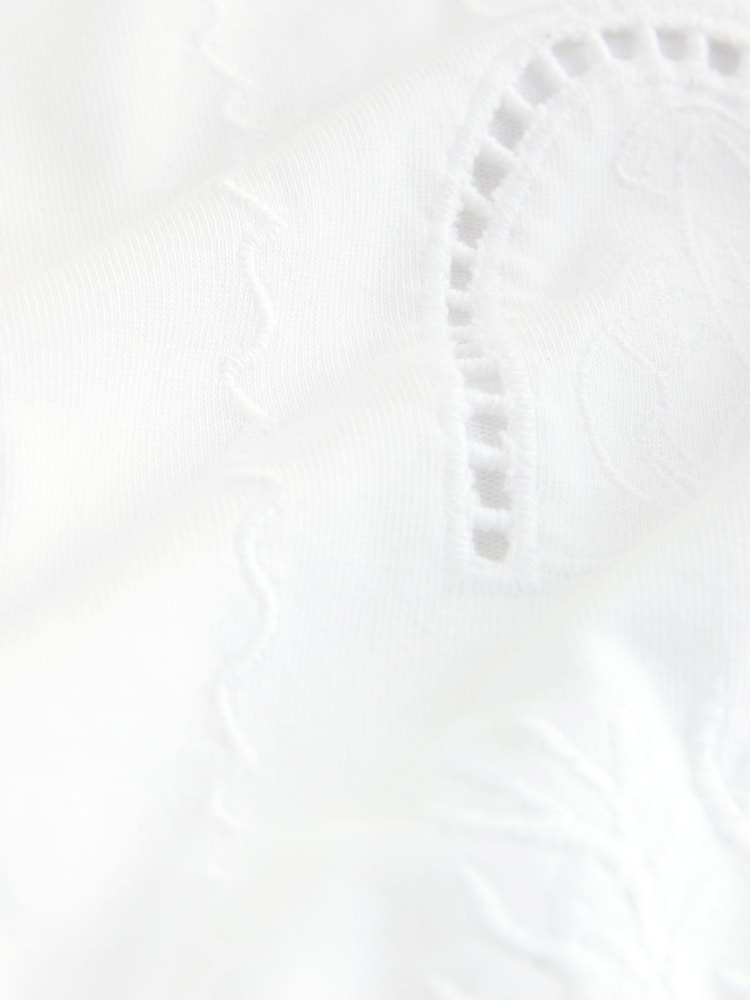 White Cutwork Embroidered - Βαρύ T-Shirt με κοντό μανίκι και κλειστή στρογγυλή λαιμόκοψη - Εικόνα 8 του 8