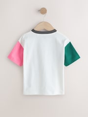 White/Pink/Green Skateboard - تيشرت بكُم قصير مزين برسمة جرافيك (3 شهور-7 سنوات) - صورة 2 من 4