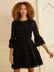 Love & Roses Burnout Flute Sleeve Mini Dress - Slika 1 iz 4