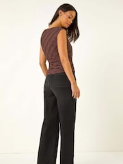 Blusa Romana Texturizada Stretch - Imagem 3 de 5