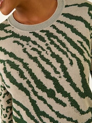 Blusa de malha com estampa Animal Print e detalhes Romanos - Imagem 5 de 5