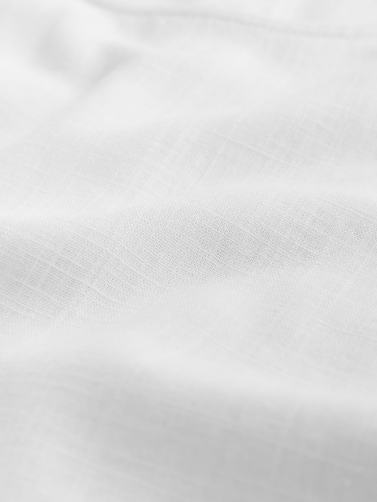 White Short Sleeve Boxy T-Shirt with Linen - Image 3 of 3