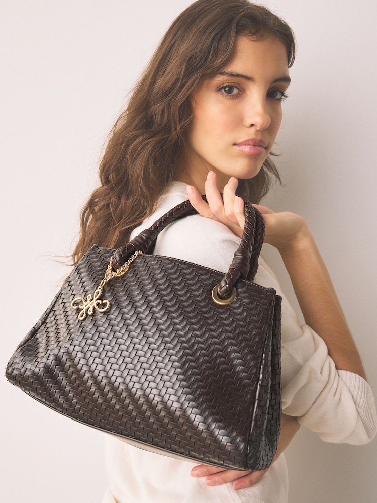 Maro Ciocolată - Weave Embossed Hand Held Bag - Imaginea 1 din 8 Maro Ciocolată - Weave Embossed Hand Held Bag - Imaginea 1 din 8
