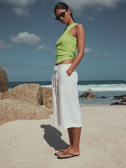 White Linen Blend Pull On Shorts - Image 3 of 8