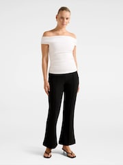 Blusa Forever New Somer Crepe Bardot - Imagem 3 de 5